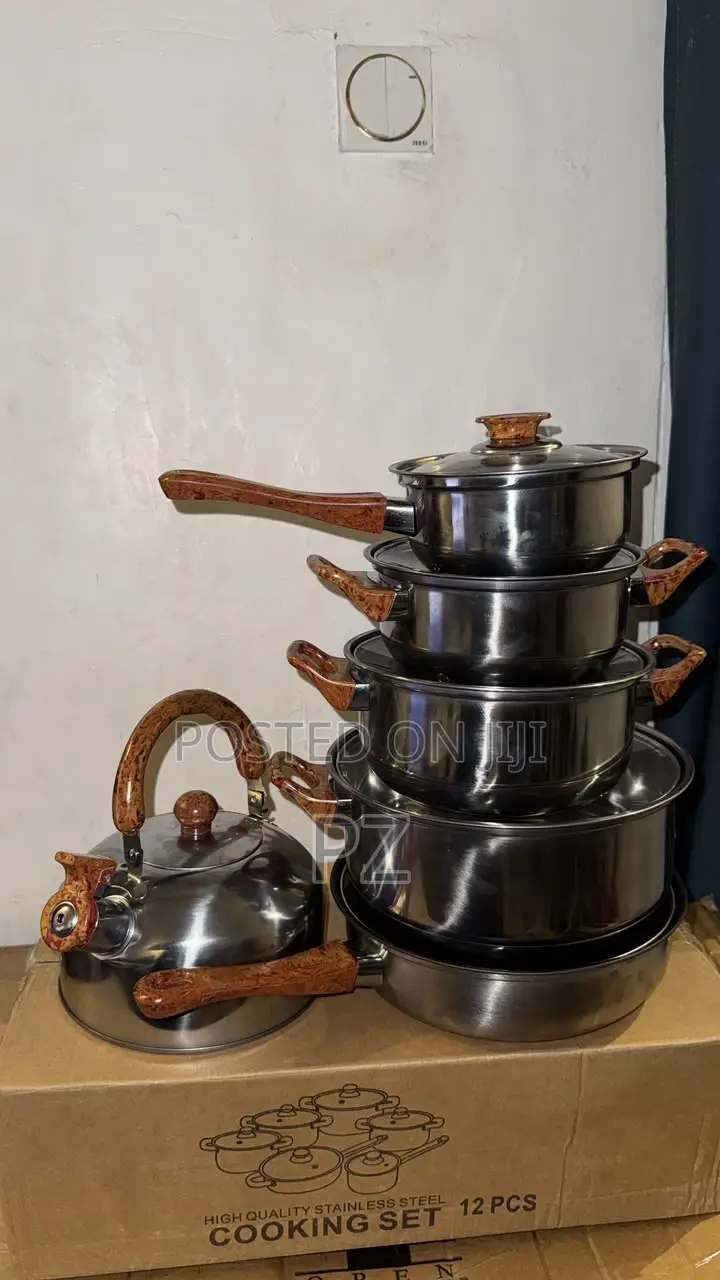 Stainless Steel Cookware Set With Wooden Grain Patterned Handles