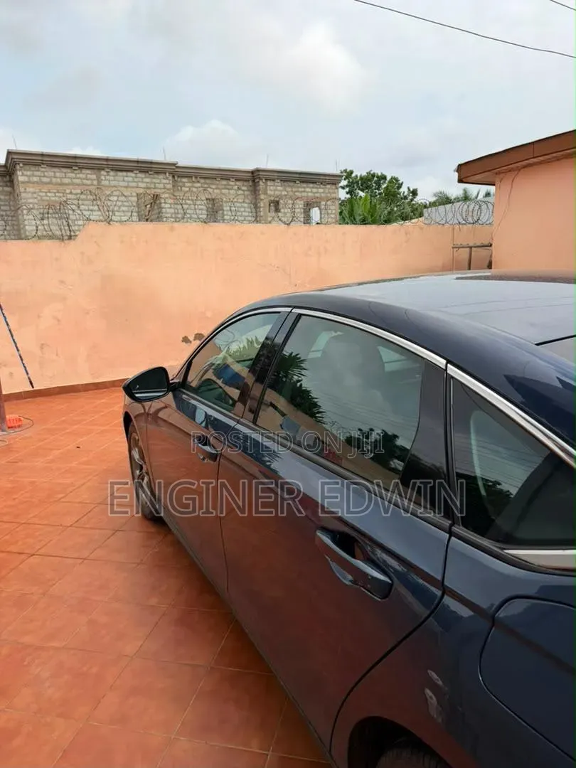 Honda Accord EX CVT 2024 Blue