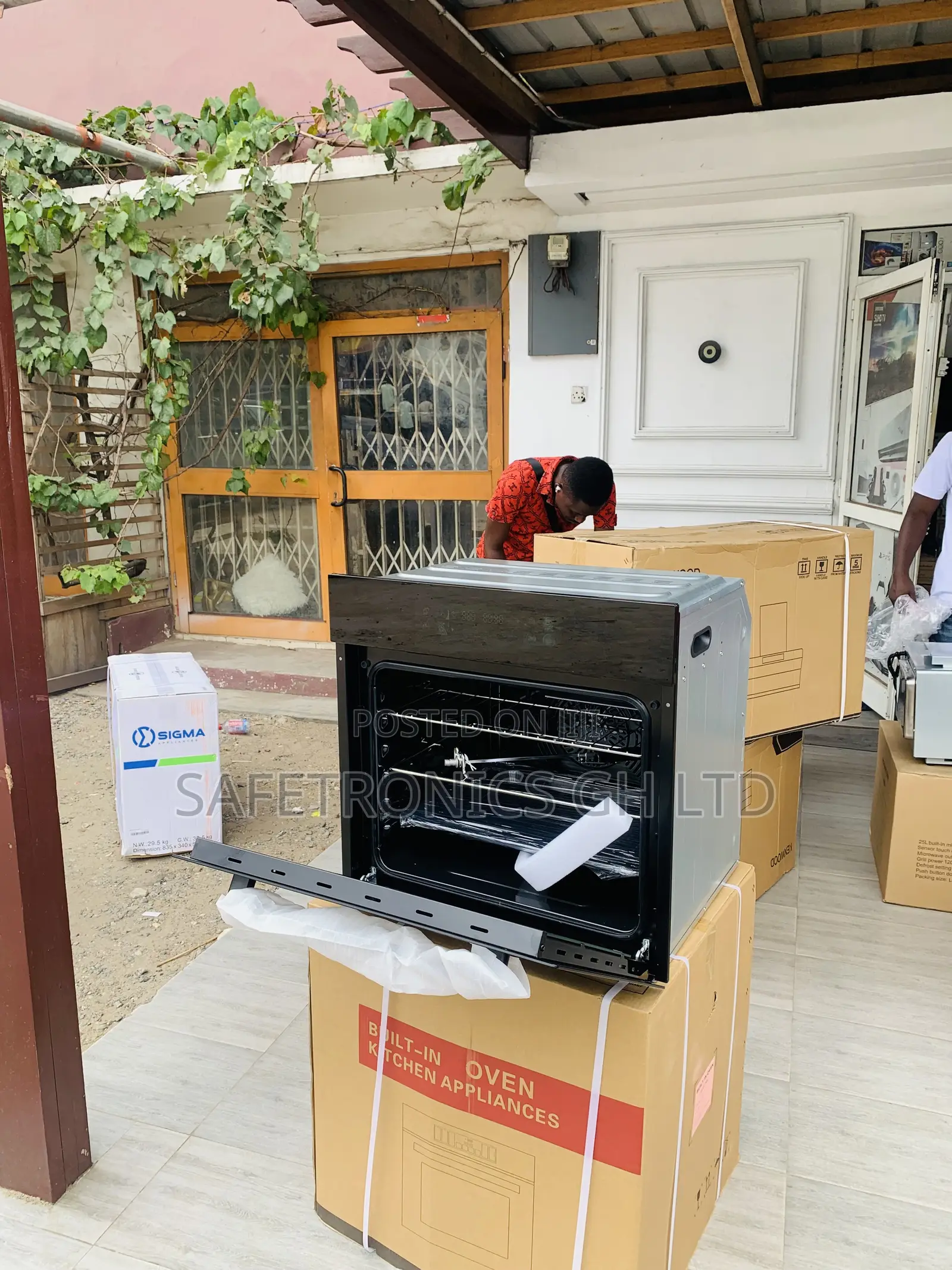 Recommending Black (Inbuilt) Kenwood Electric and Gas Oven
