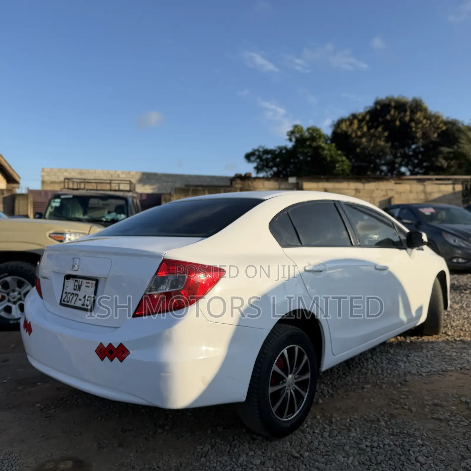 Honda Civic LX 4dr Sedan (1.8L 4cyl CVT) 2014 White