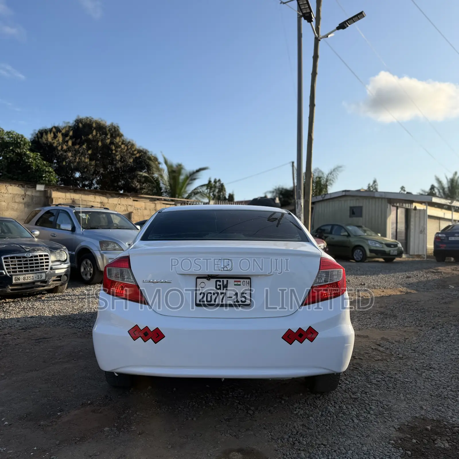 Honda Civic LX 4dr Sedan (1.8L 4cyl CVT) 2014 White