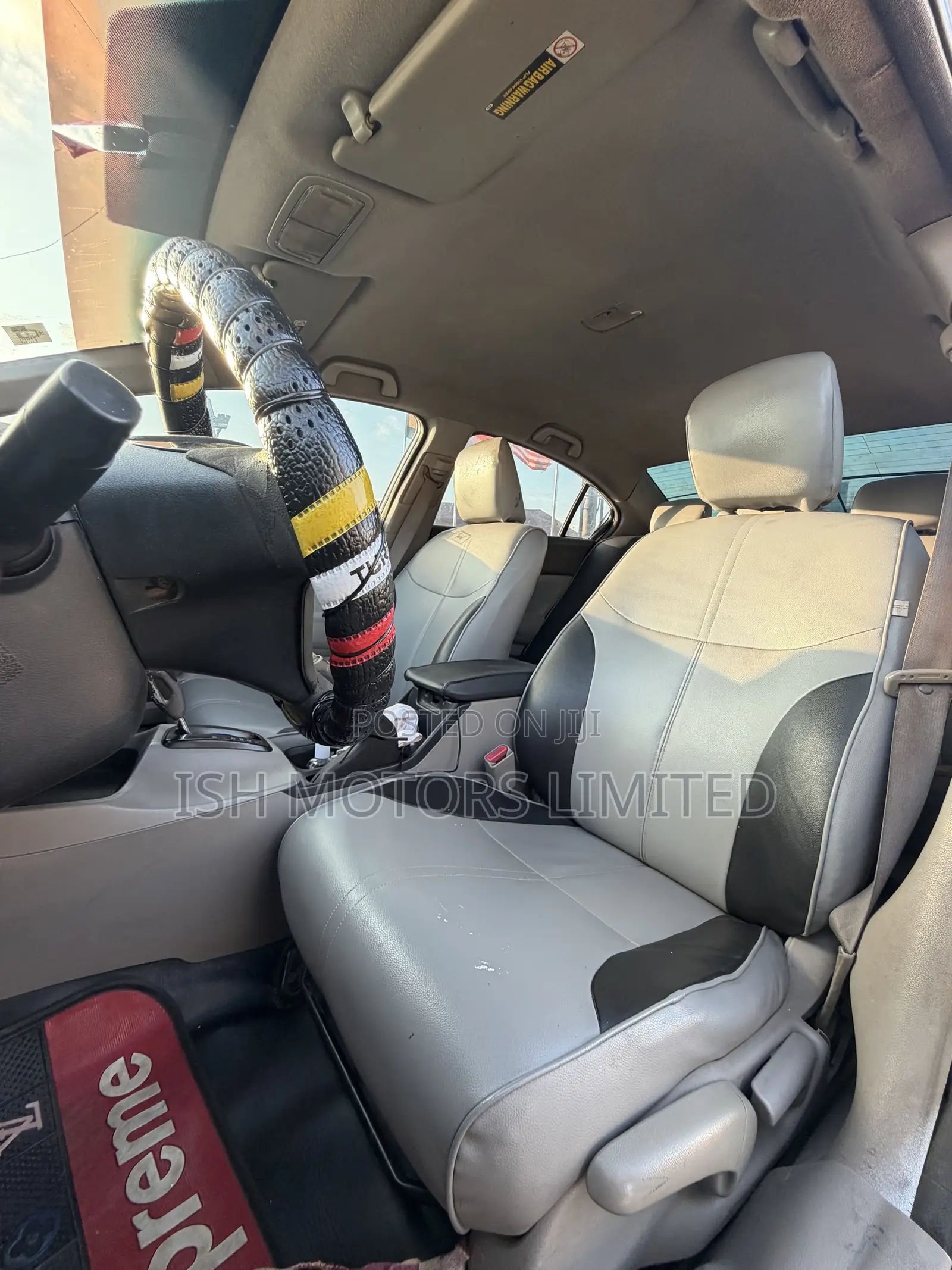 Honda Civic LX 4dr Sedan (1.8L 4cyl CVT) 2014 White