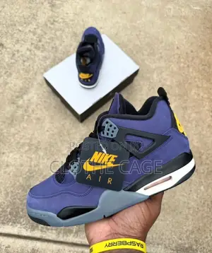 Nike Air Jordan 4 Retro