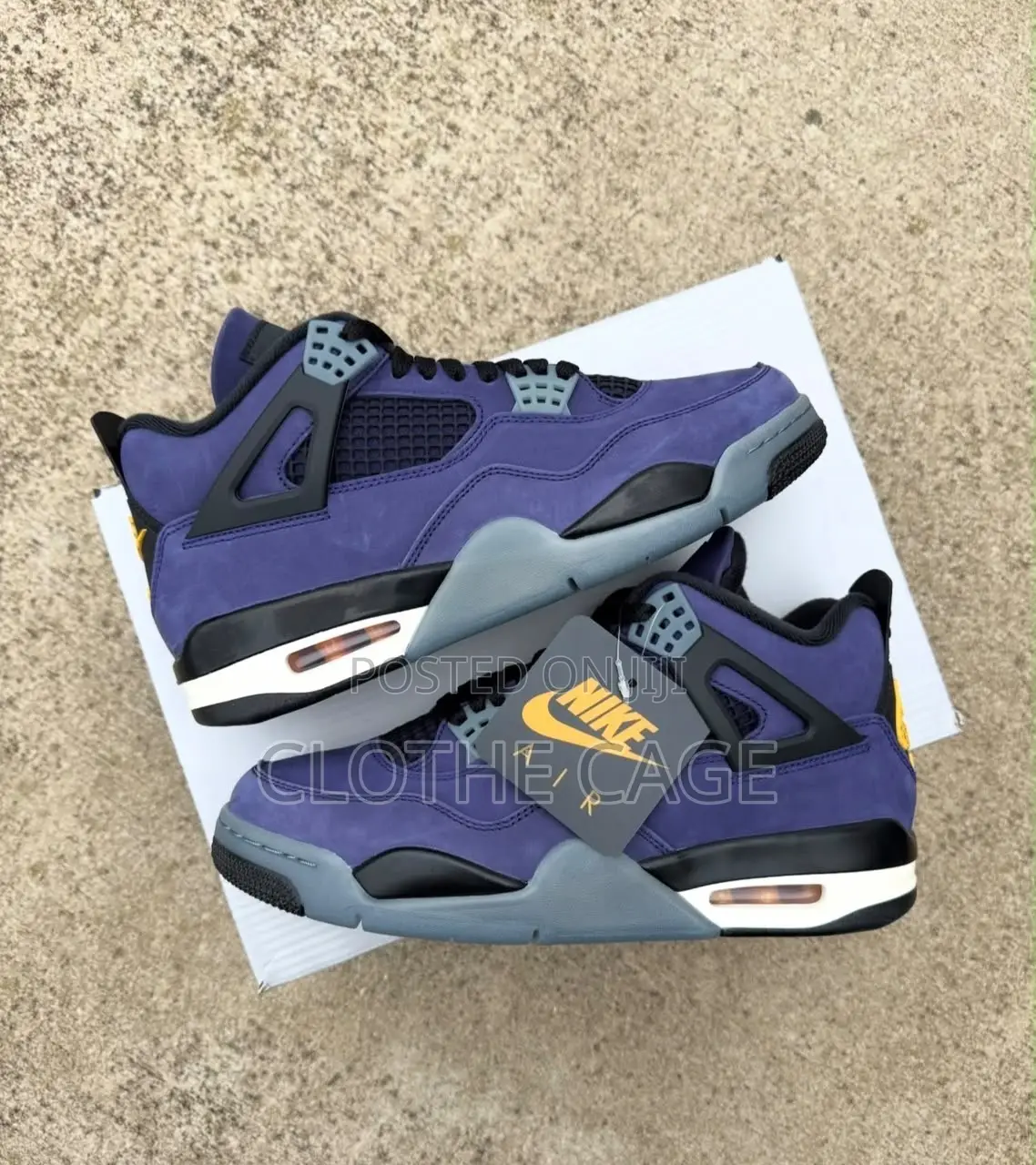 Nike Air Jordan 4 Retro