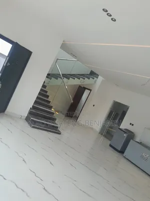 4bdrm House in Oyarifa Mall Area for sale