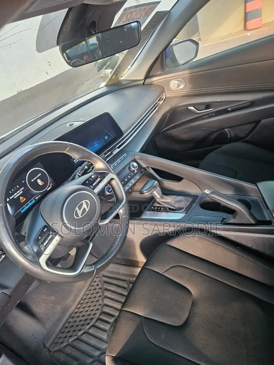 Hyundai Elantra 2024 Blue