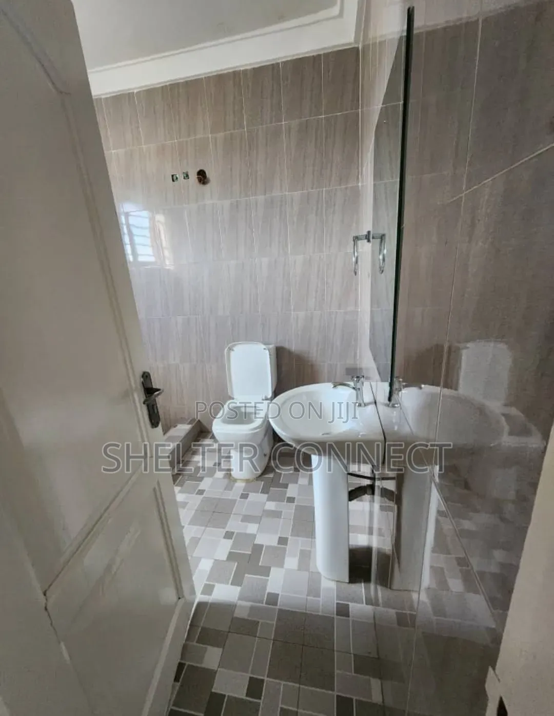 1bdrm Apartment in Adenta, SSNIT Flats for rent