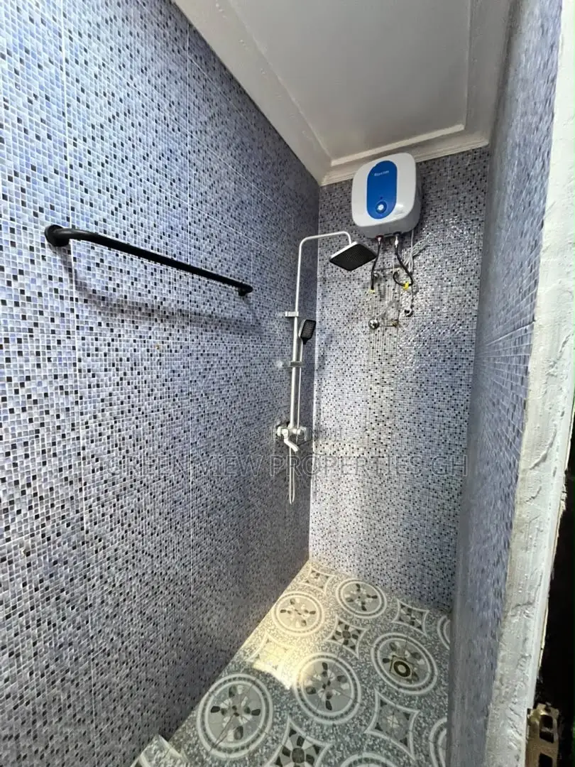 2bdrm Apartment in East Legon for rent