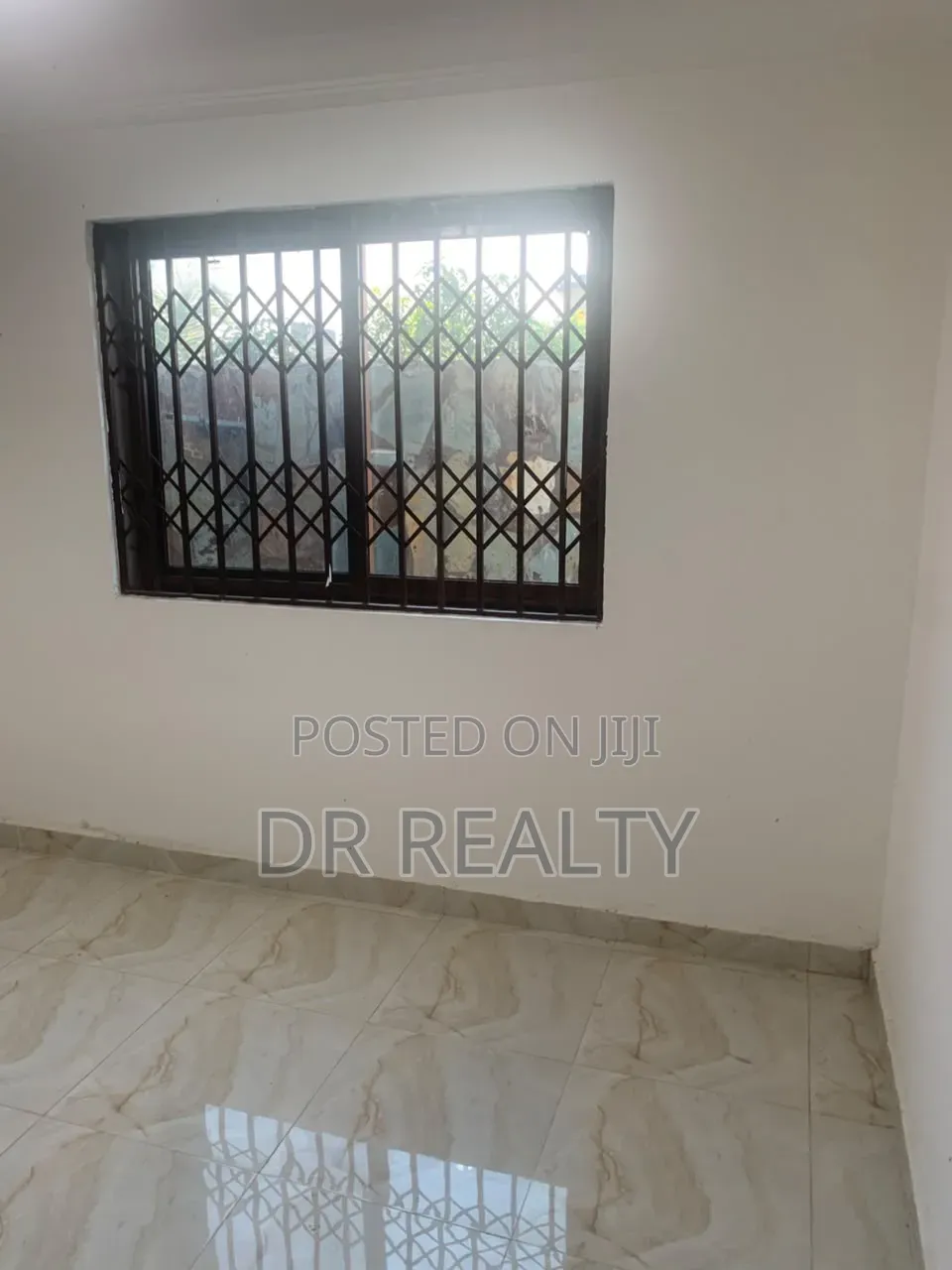 2bdrm Apartment in Sakumono for rent