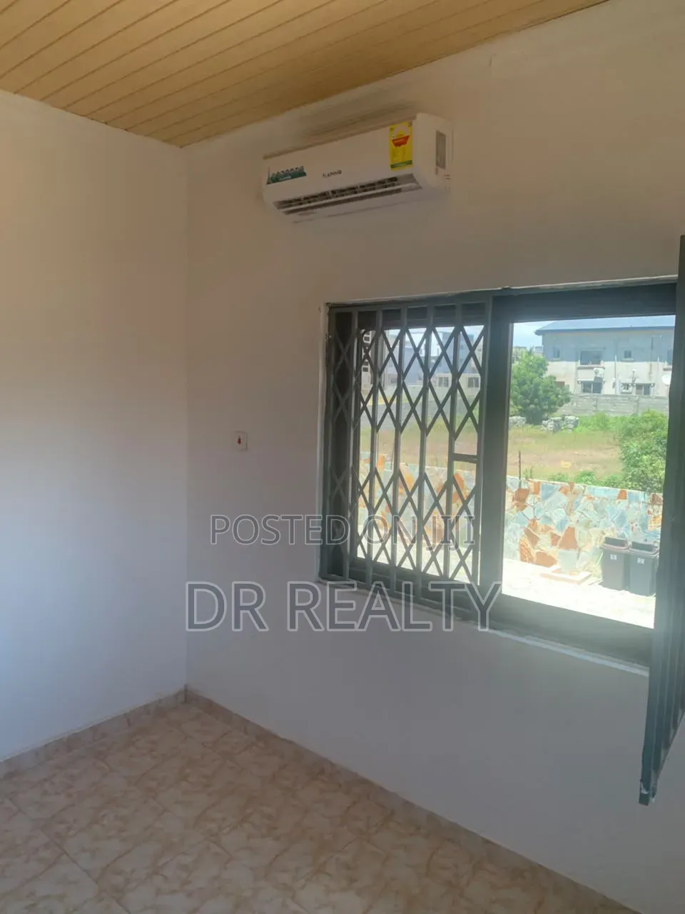 2bdrm Apartment in Sakumono for rent