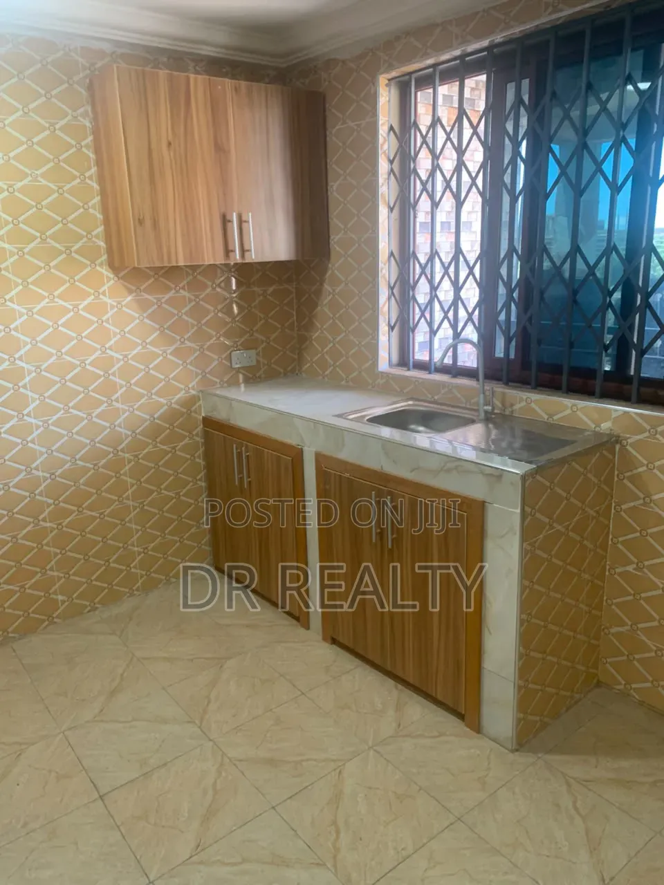 2bdrm Apartment in Sakumono for rent