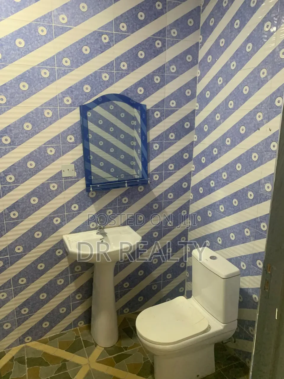 2bdrm Apartment in Sakumono for rent