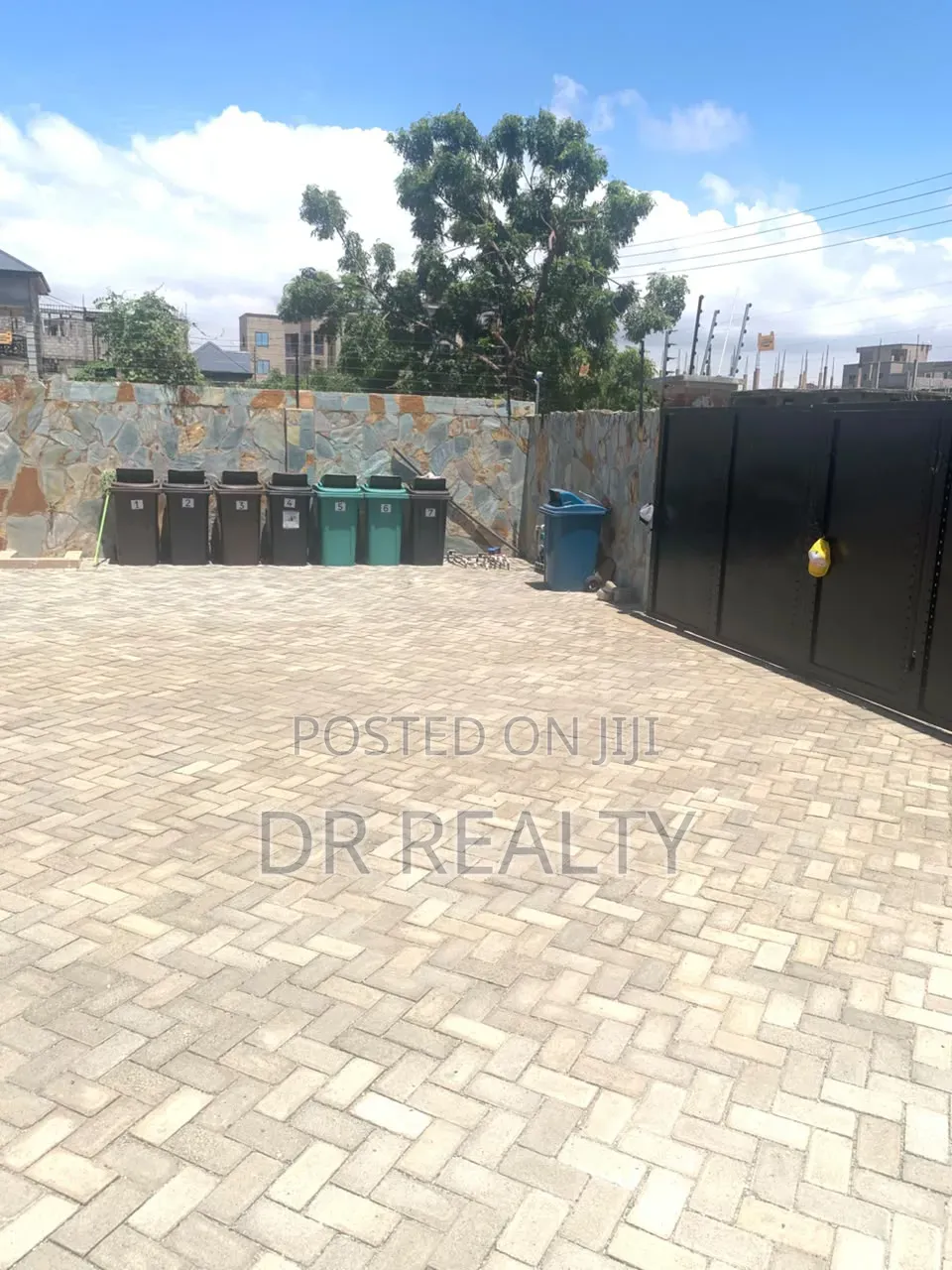 2bdrm Apartment in Sakumono for rent