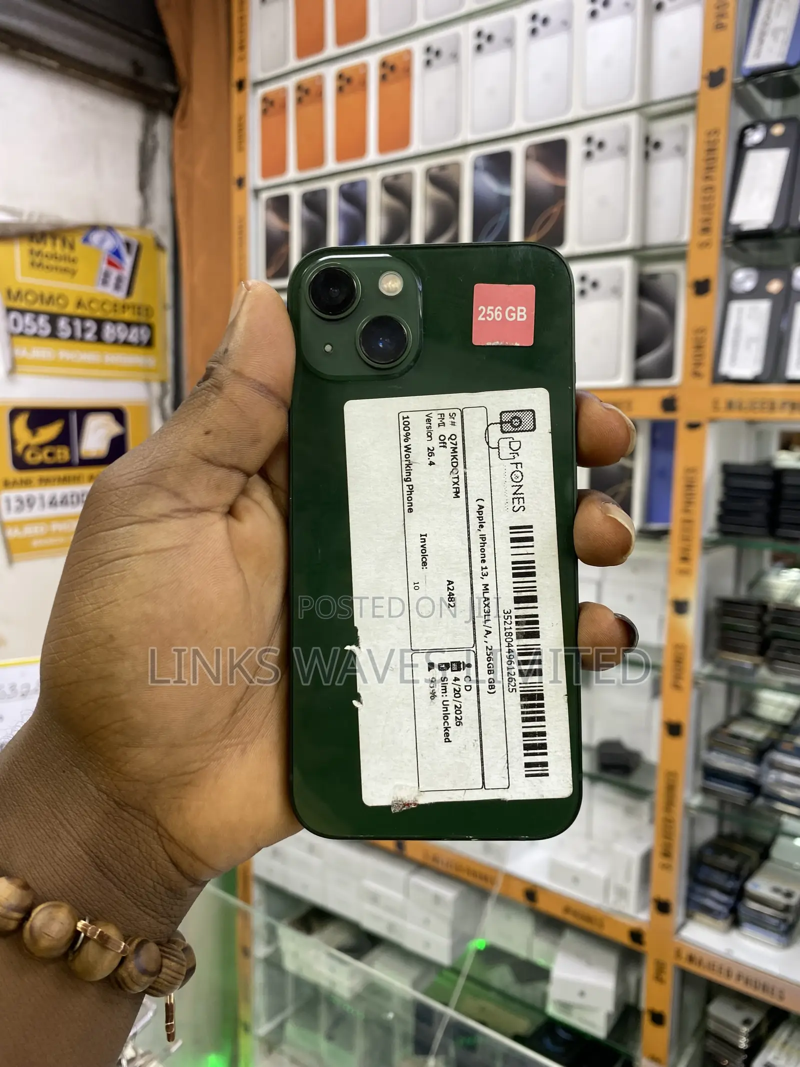 New Apple iPhone 13 128 GB Green