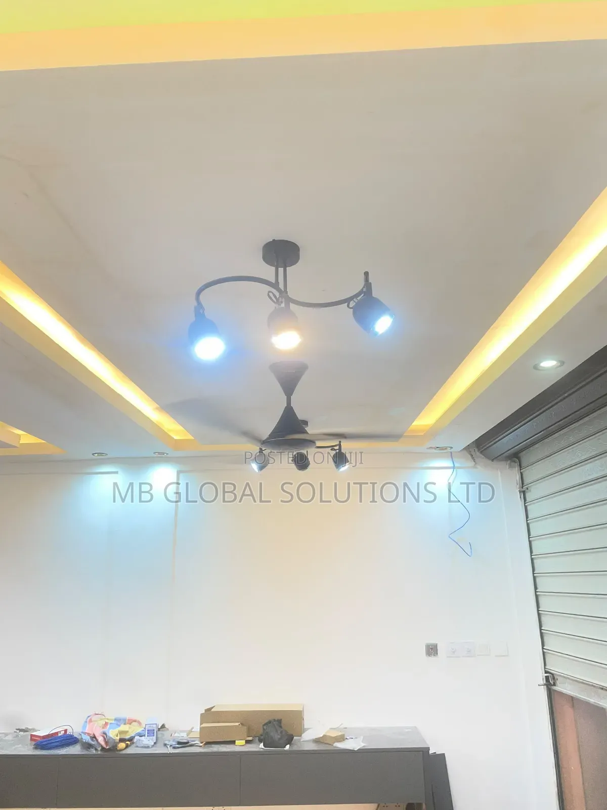 Luxury's Spotlight and Fans Installer