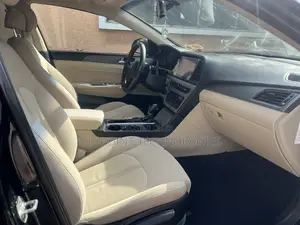Hyundai Sonata SE 2016 Black