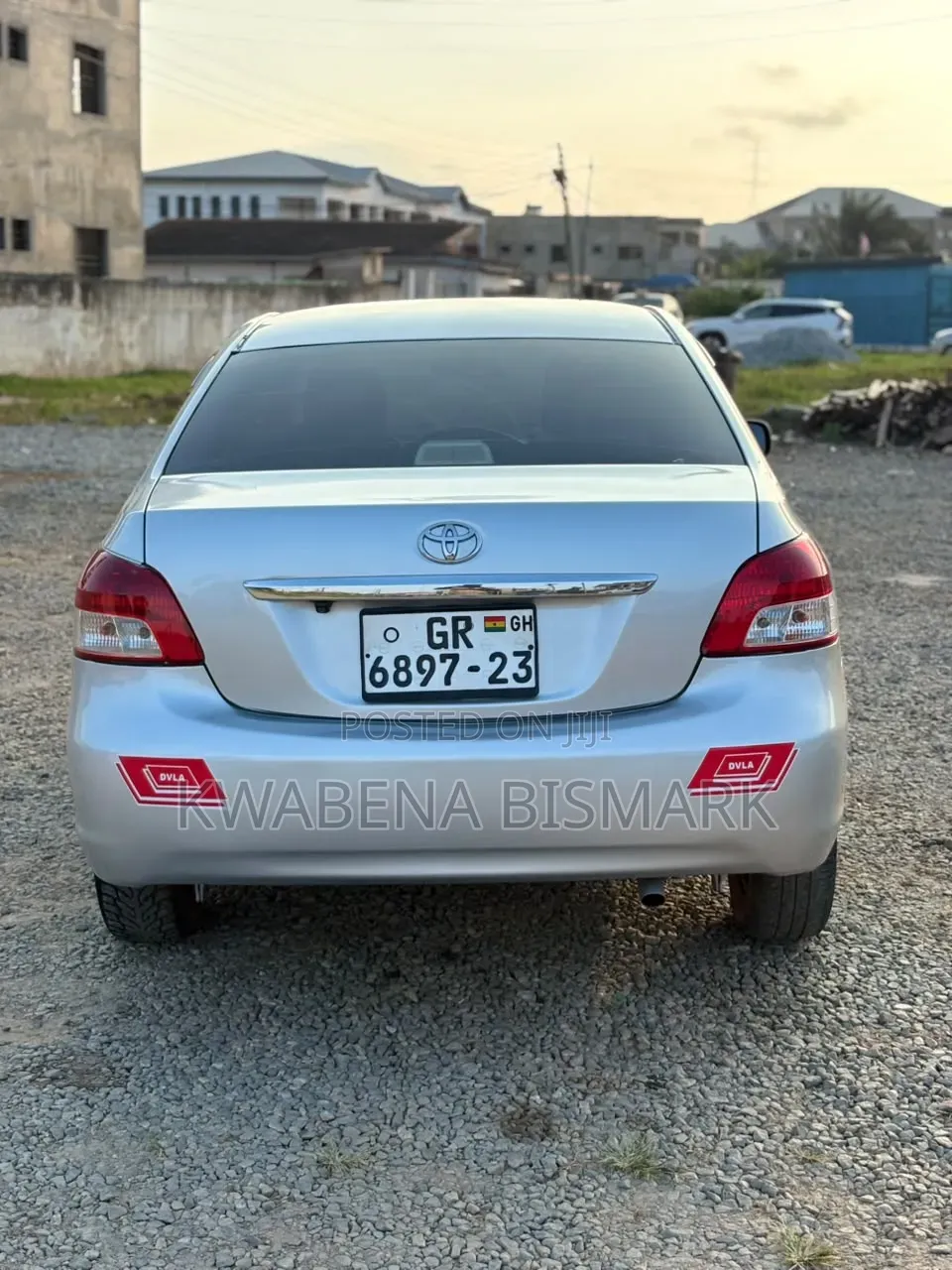Toyota Belta 2010 Silver