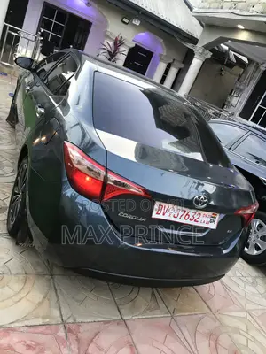 Toyota Corolla LE Eco (1.8L 4cyl 2A) 2019 Gray