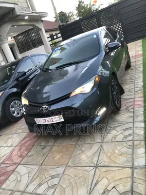 Toyota Corolla LE Eco (1.8L 4cyl 2A) 2019 Gray