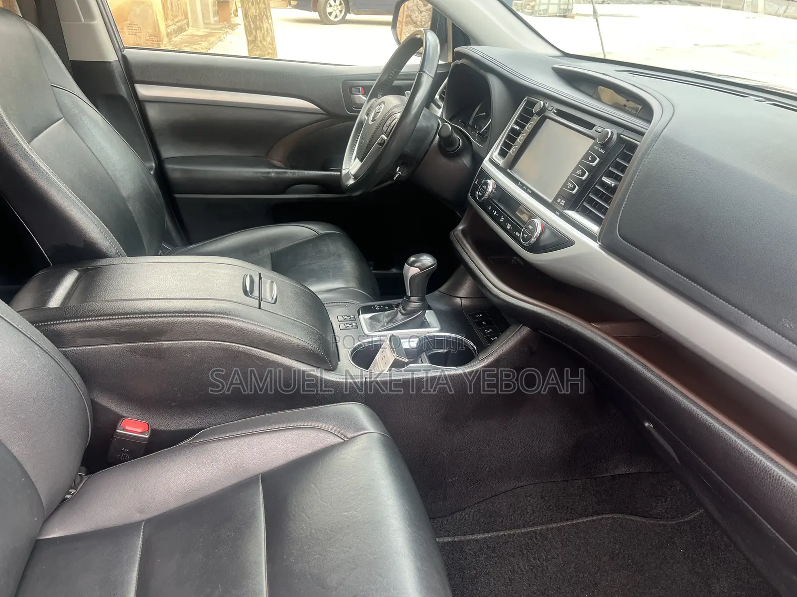 Toyota Highlander XLE 2019 Blue