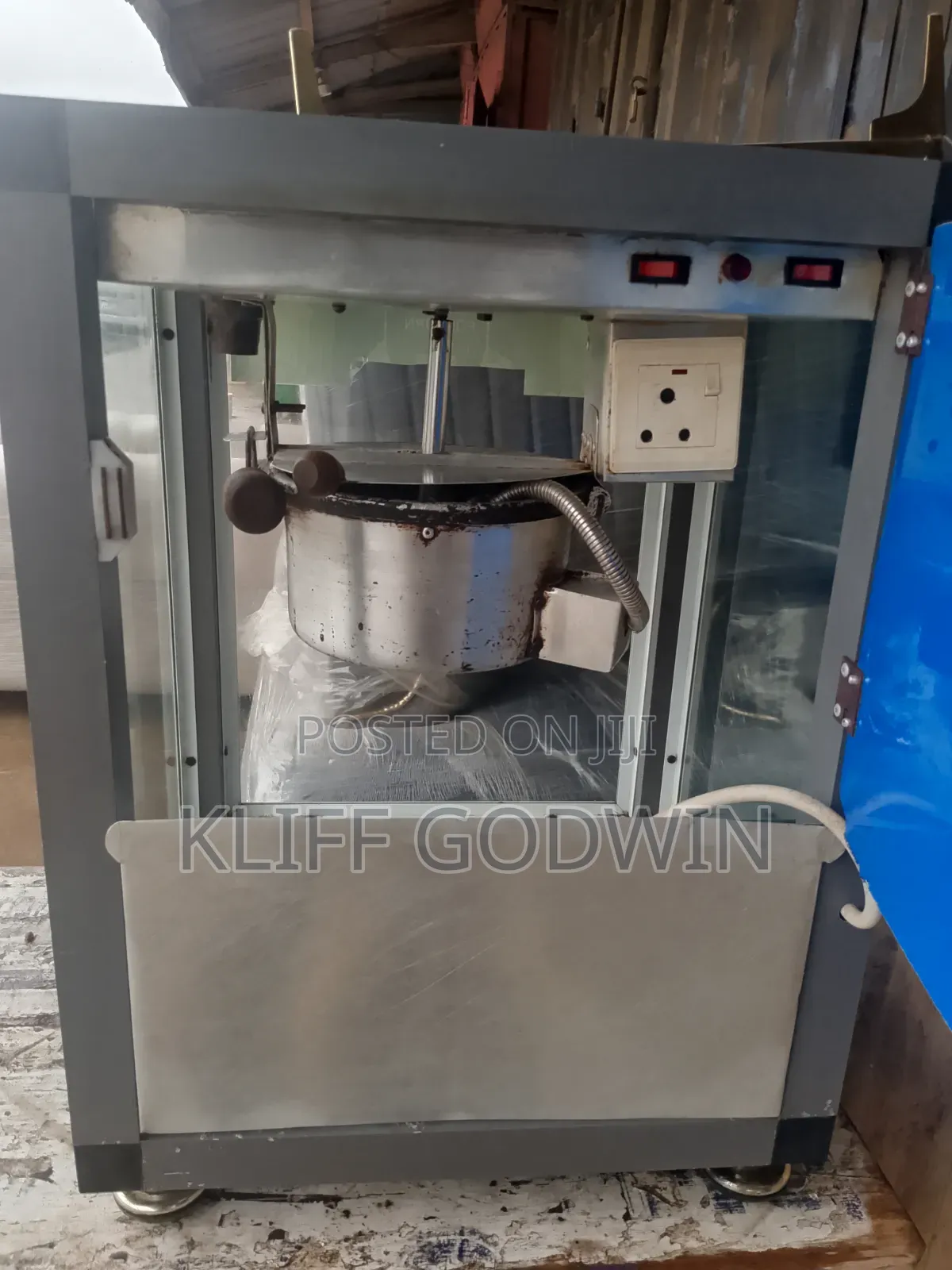 Popcorn Machine