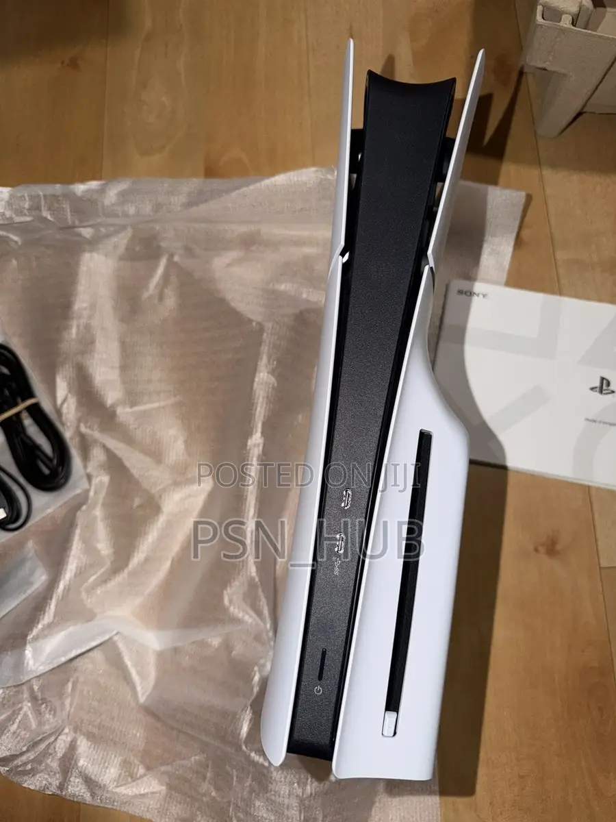 Playstation 5 Slim PS5 Standard Disc Edition With FC27 and Four Games