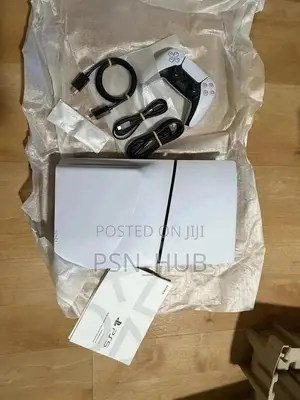 Playstation 5 Slim PS5 Standard Disc Edition With FC27 and Four Games