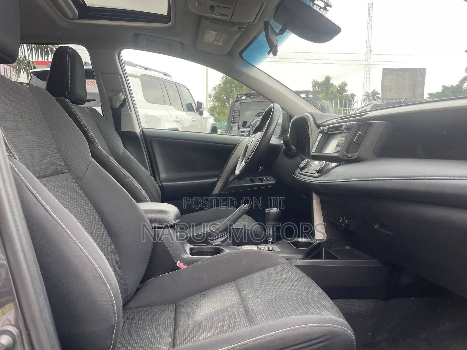 Toyota RAV4 XLE 4dr SUV AWD (2.5L 4cyl 6A) 2018 Gray