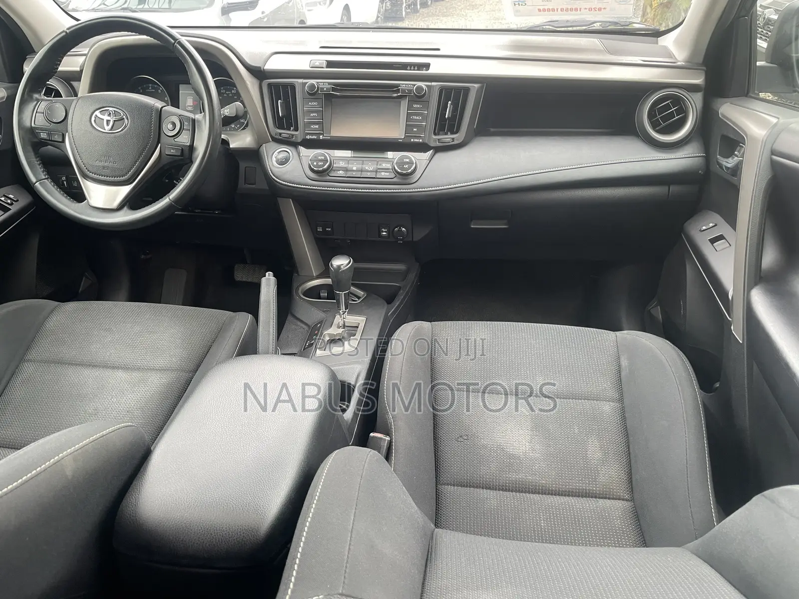 Toyota RAV4 XLE 4dr SUV AWD (2.5L 4cyl 6A) 2018 Gray