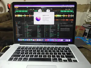 Laptop Apple MacBook Pro 2015 16GB Intel Core i7 SSD 512GB