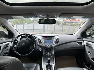 Hyundai Elantra Sport 4dr Sedan (2.0L 4cyl 6A) 2014 White