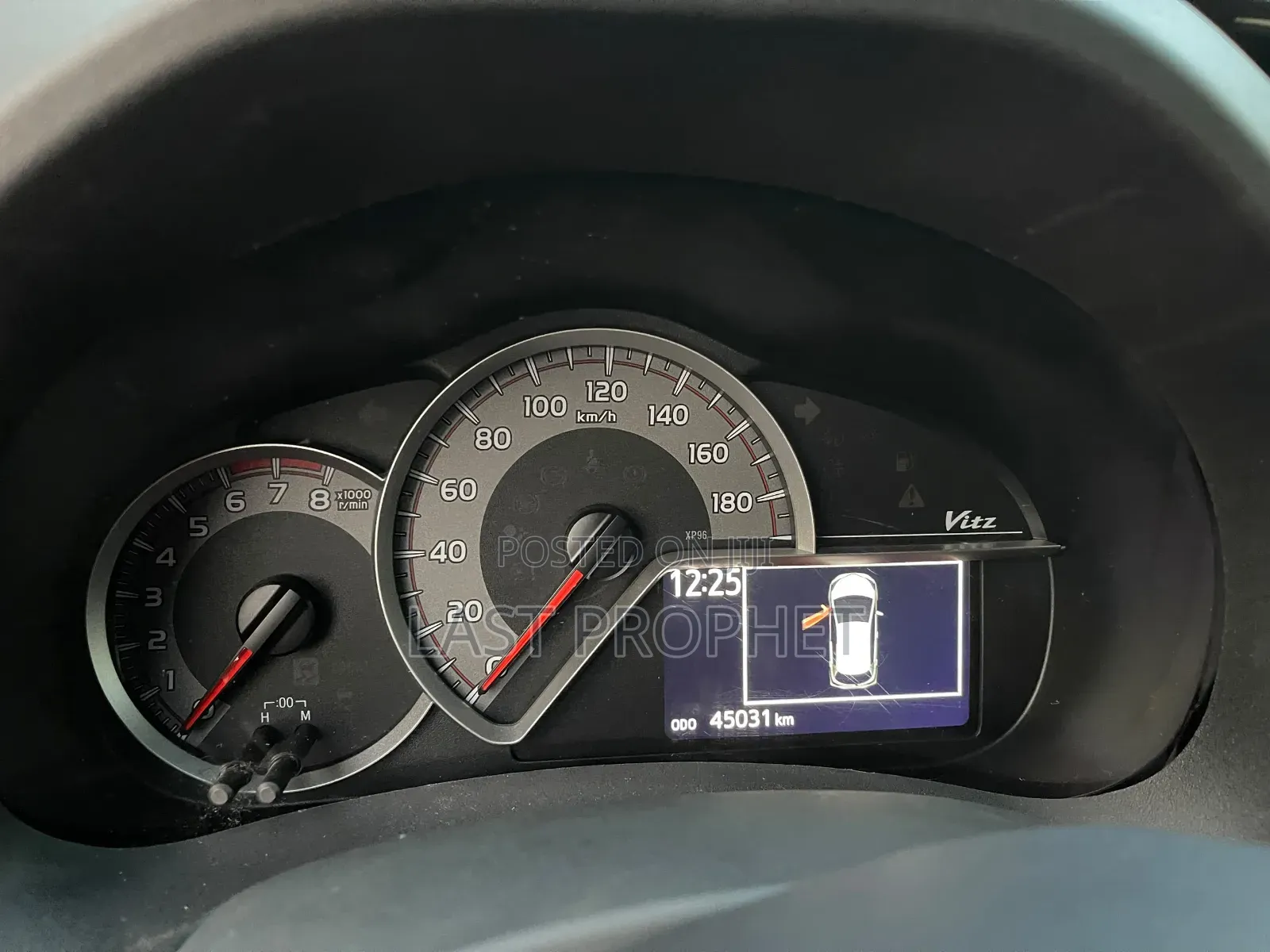 Toyota Vitz 1.3 FWD 5dr 2015 Blue