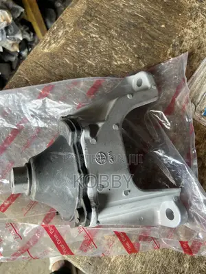 Accord 2017-2018,2019,2020,2022 Front Engine Mount / Engine Seat
