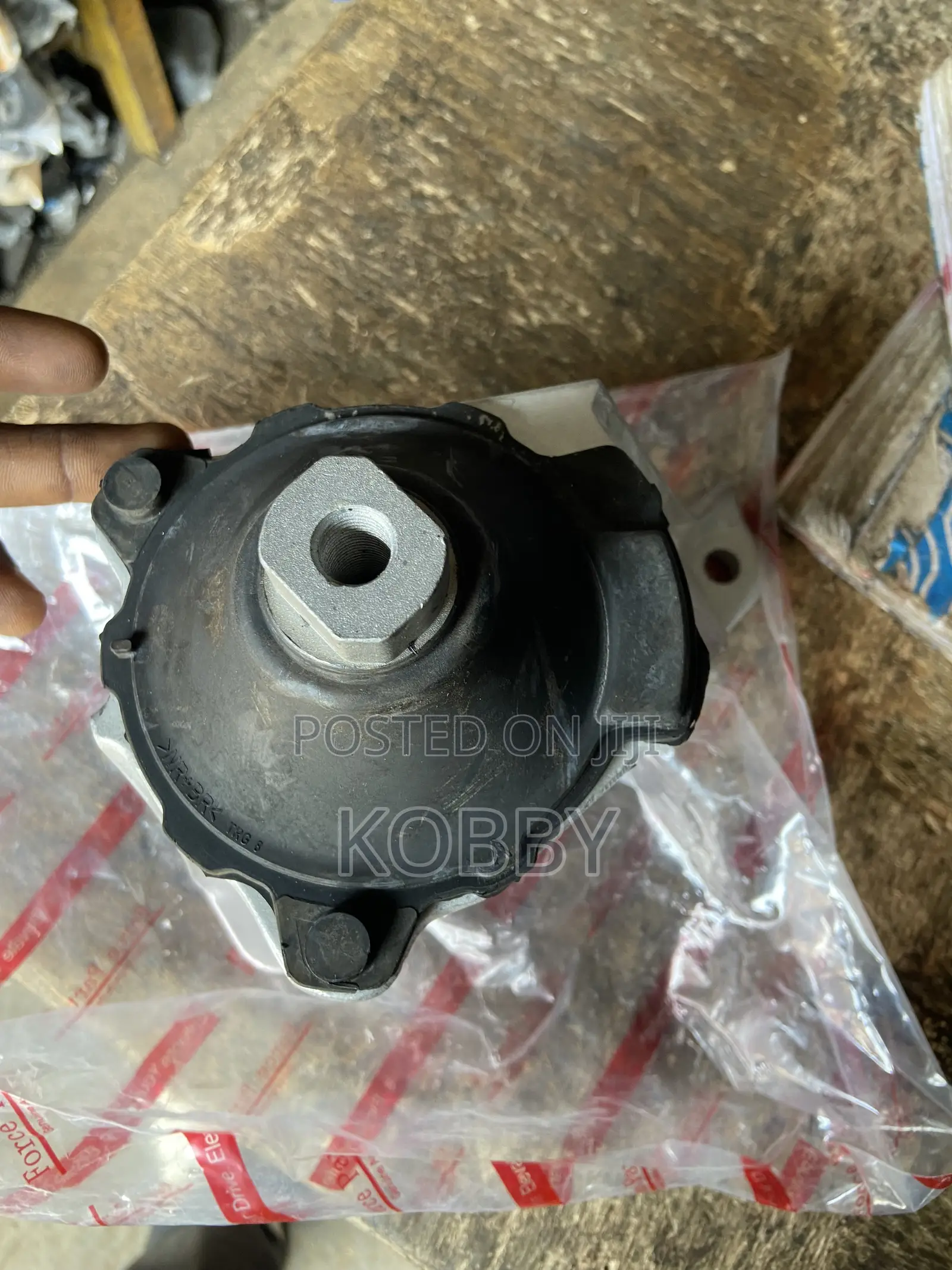 Accord 2017-2018,2019,2020,2022 Front Engine Mount / Engine Seat