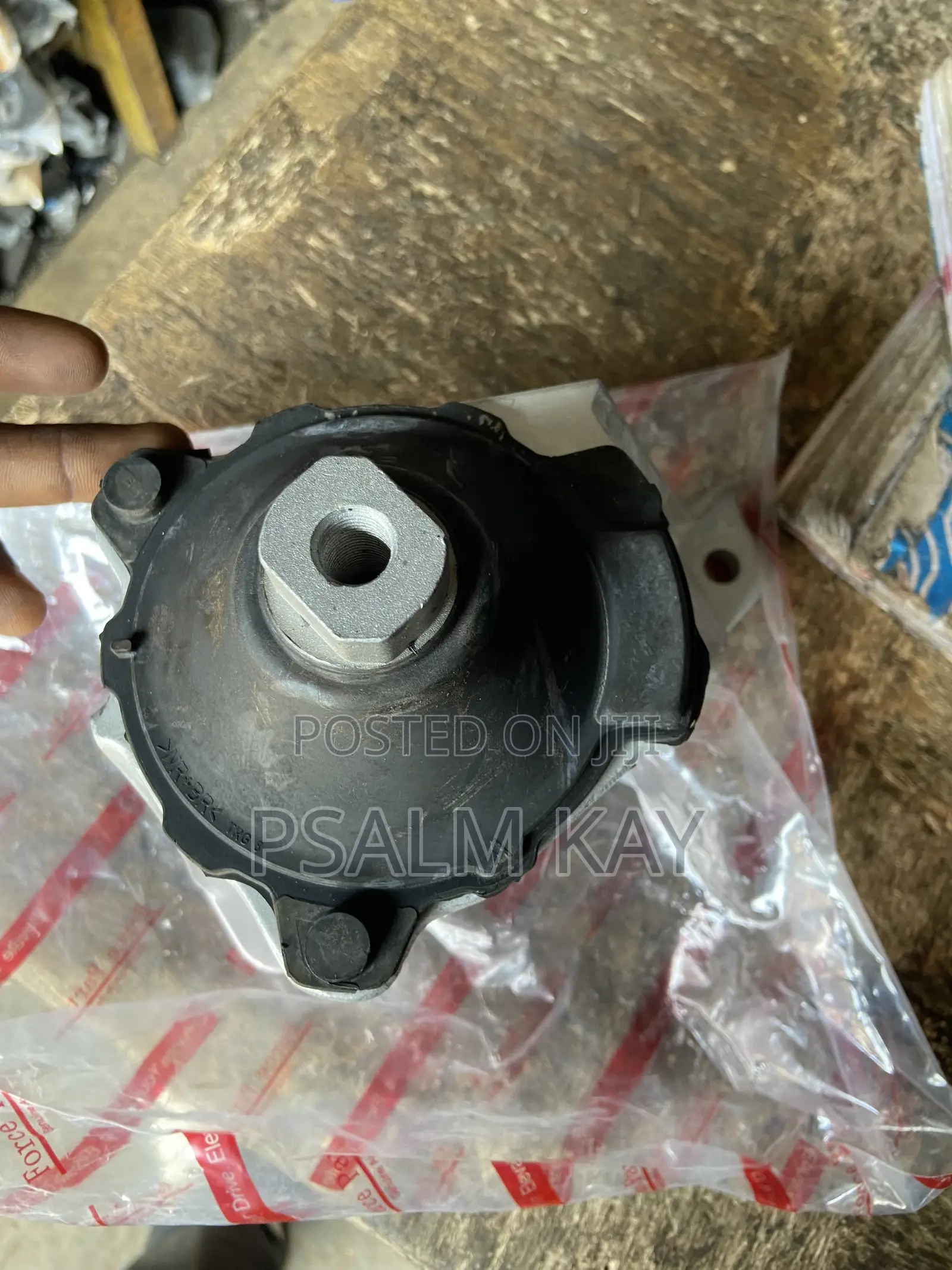 Accord 2017-2018,2019,2020,2022 Front Engine Mount / Engine Seat