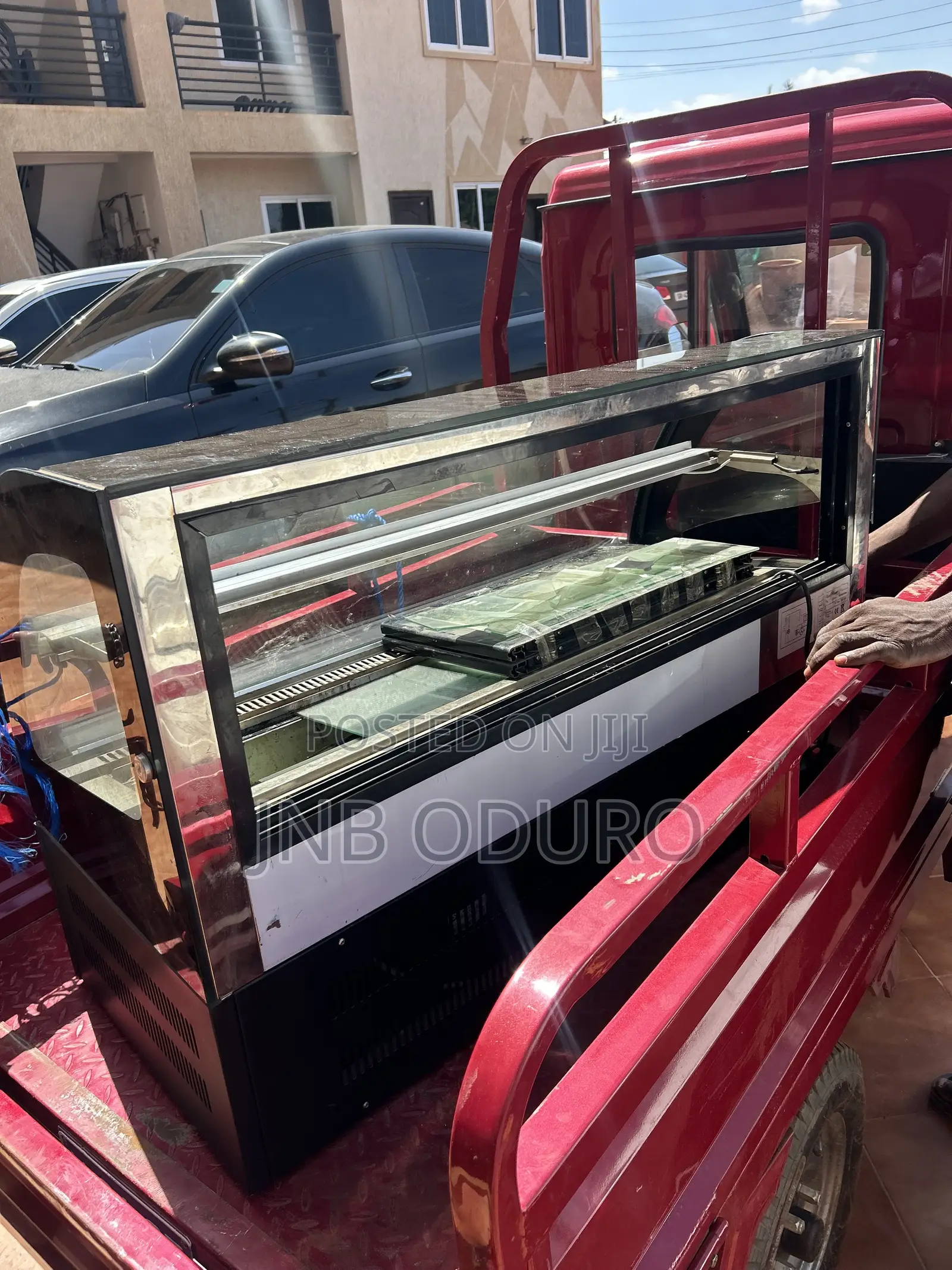 Commercial Display Refrigerator / Showcase – For Sale