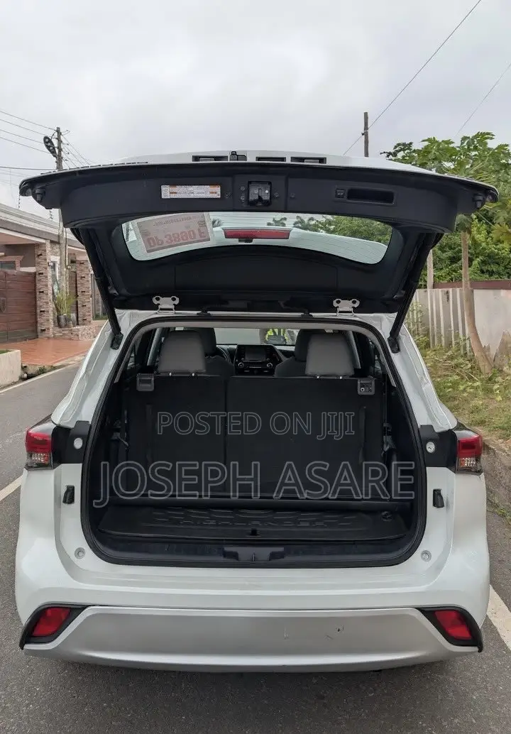 Toyota Highlander XLE 2022 White