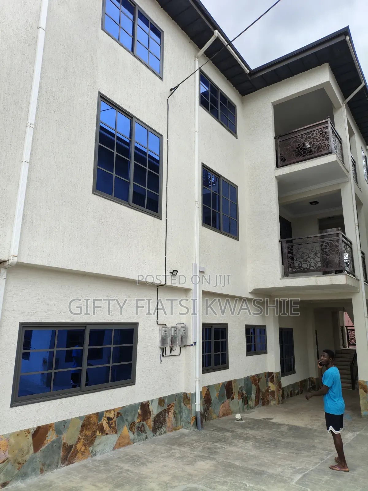 2bdrm Apartment in Santasi, Kumasi Metropolitan for rent