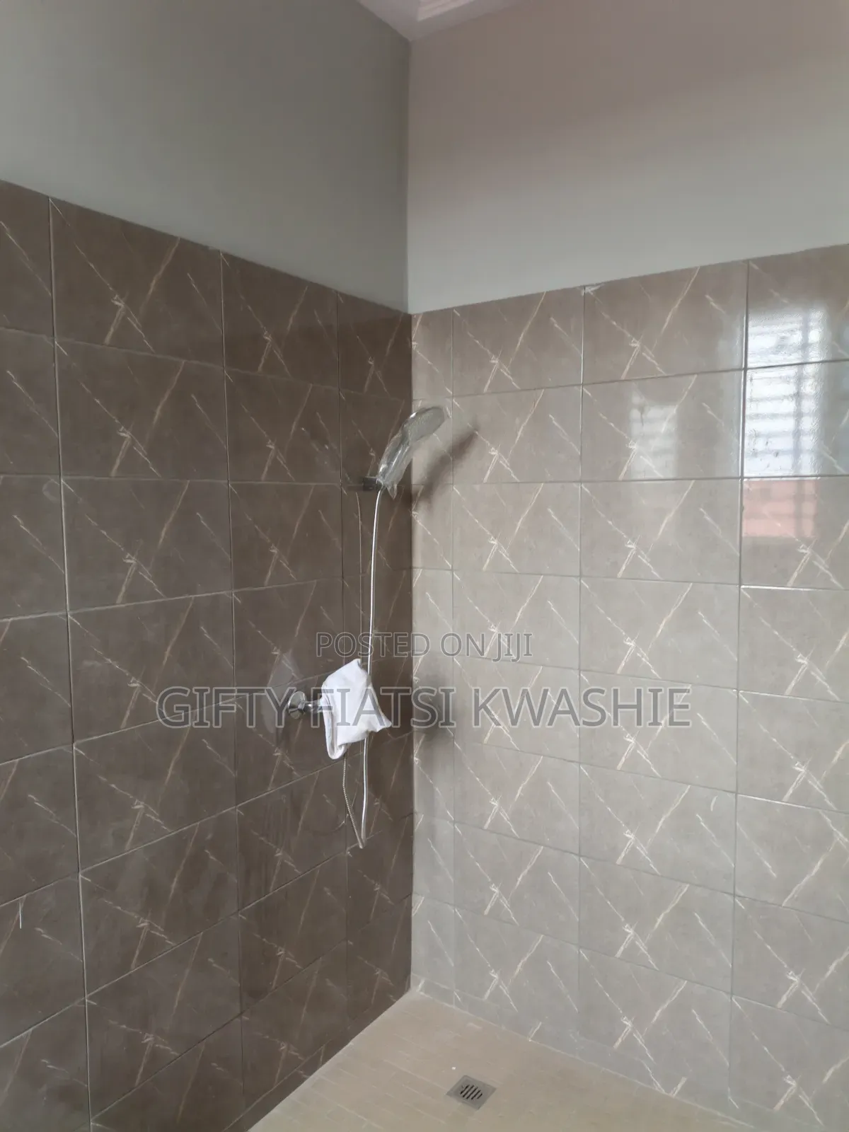 2bdrm Apartment in Santasi, Kumasi Metropolitan for rent