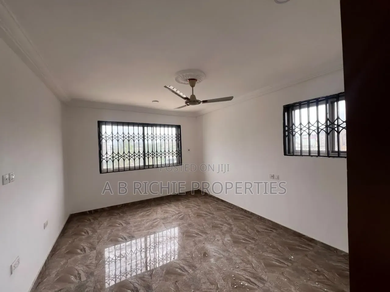 5bdrm Apartment in Ab Richie Properties, Tseaddo for rent