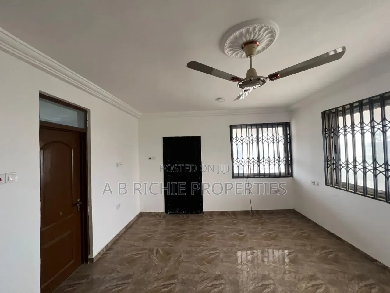 5bdrm Apartment in Ab Richie Properties, Tseaddo for rent