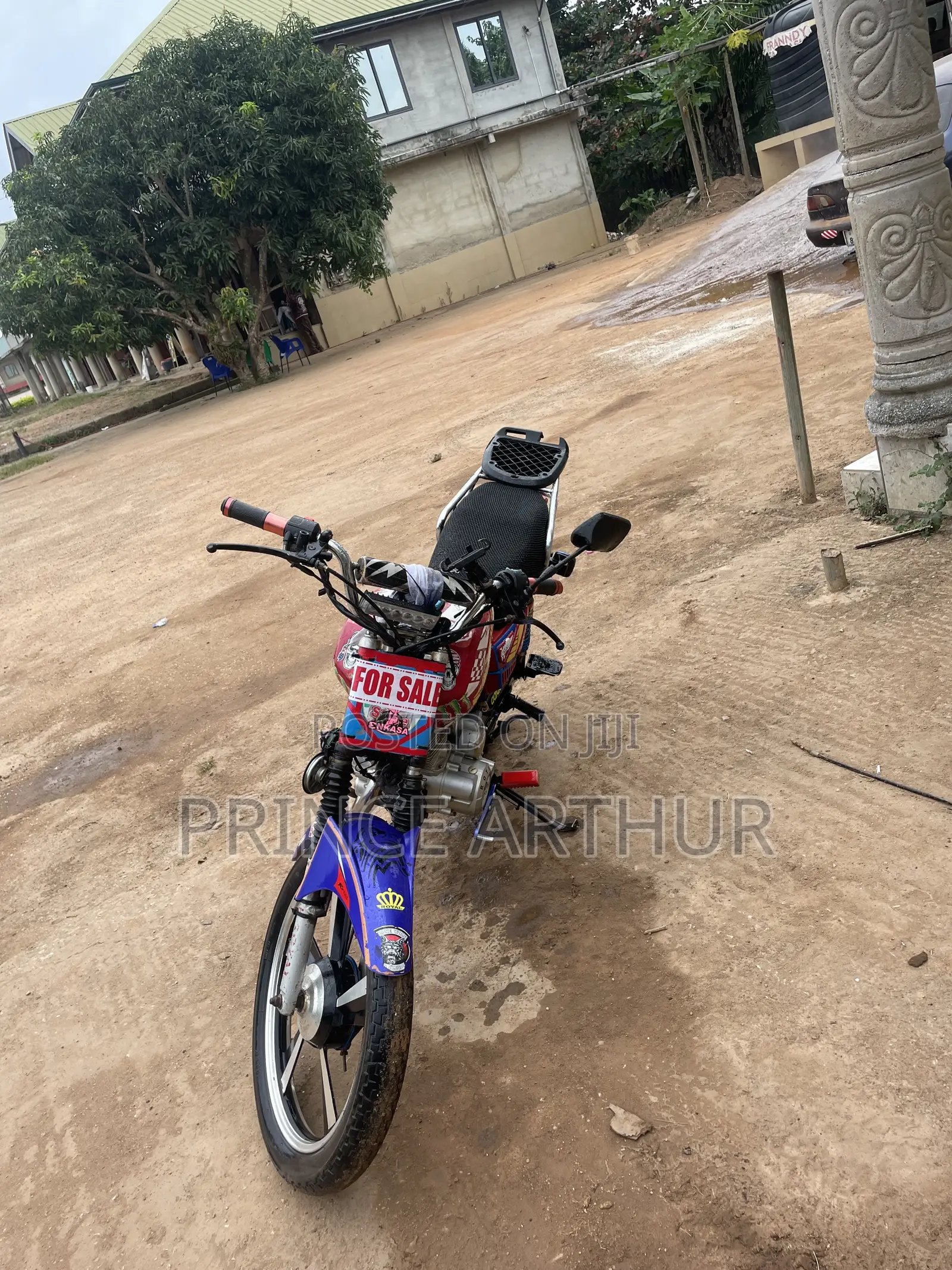 Royal RY125 2025 Red