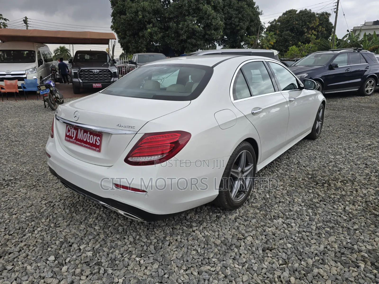 Mercedes-Benz E300 4Matic AWD Sedan (2.0L 4cyl 9A) 2017 White