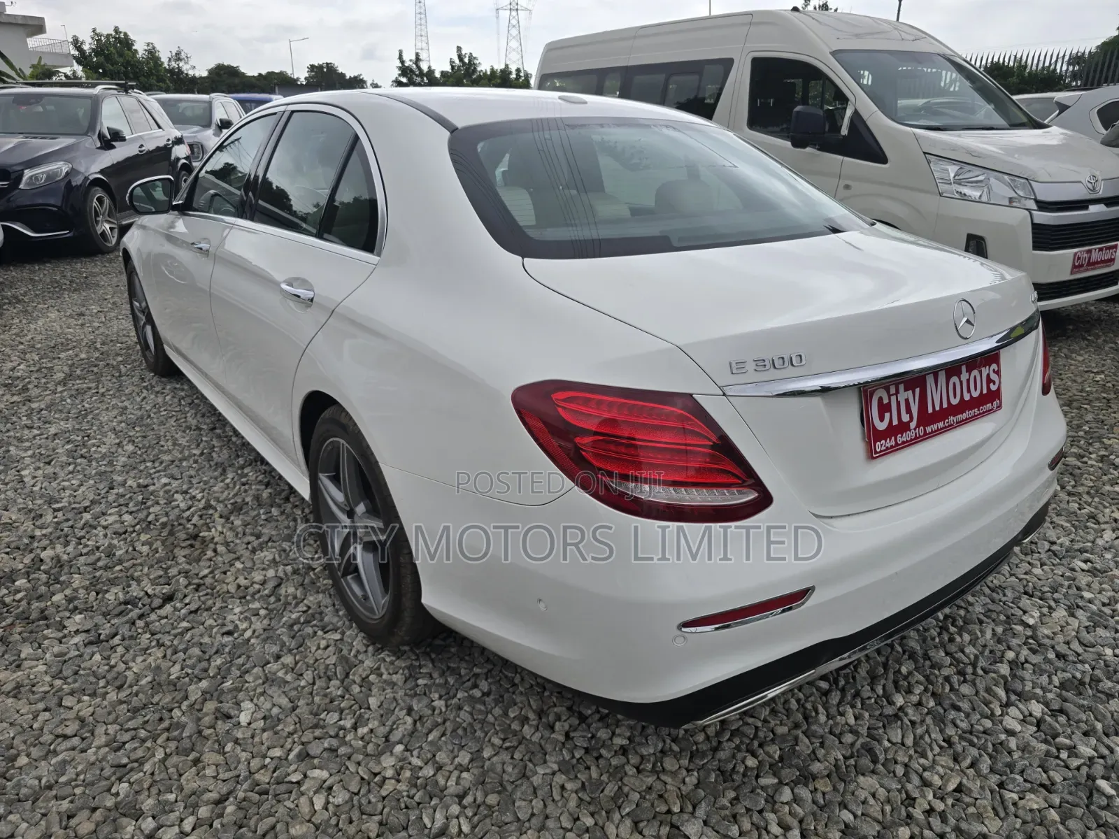 Mercedes-Benz E300 4Matic AWD Sedan (2.0L 4cyl 9A) 2017 White
