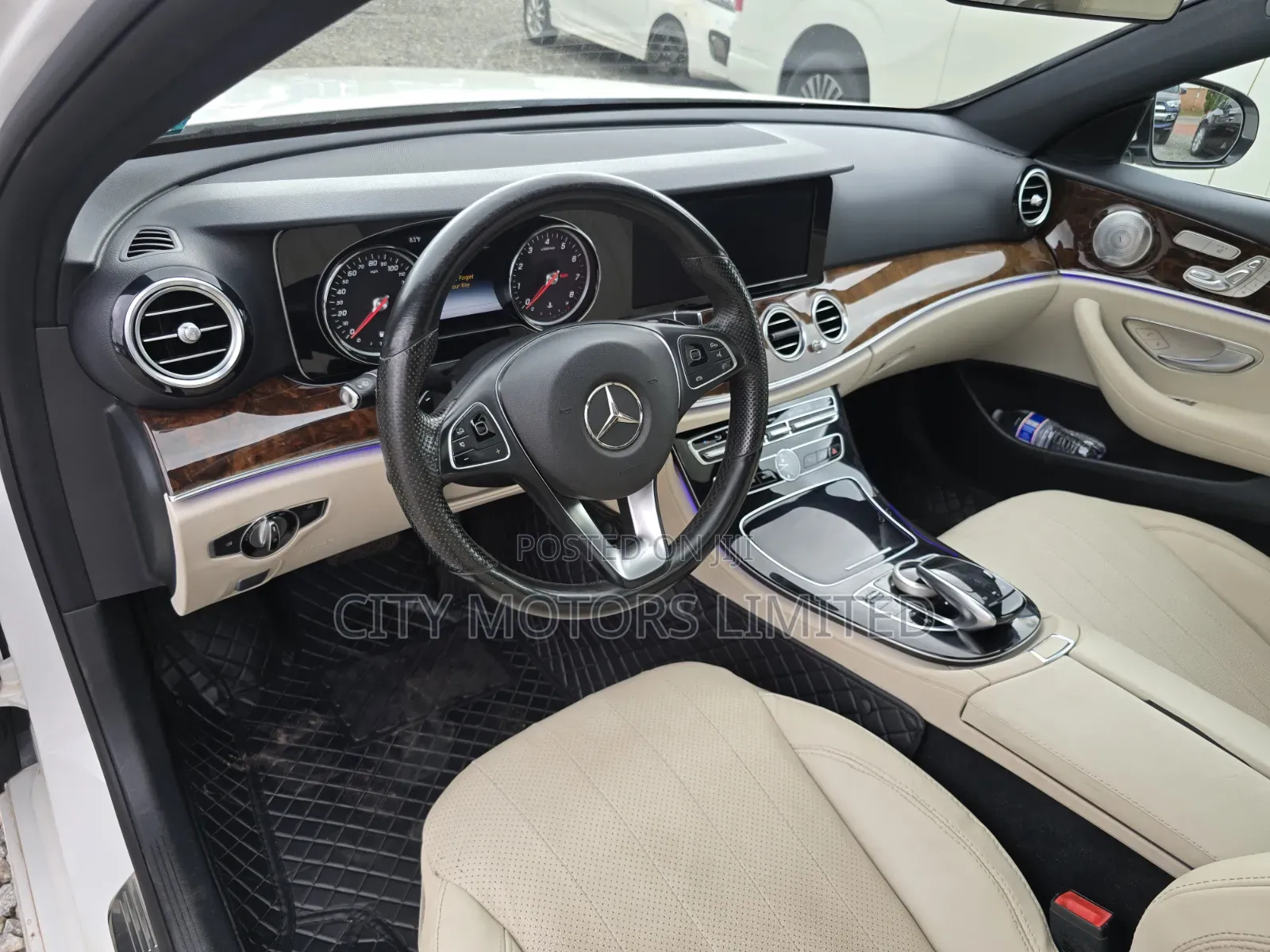 Mercedes-Benz E300 4Matic AWD Sedan (2.0L 4cyl 9A) 2017 White