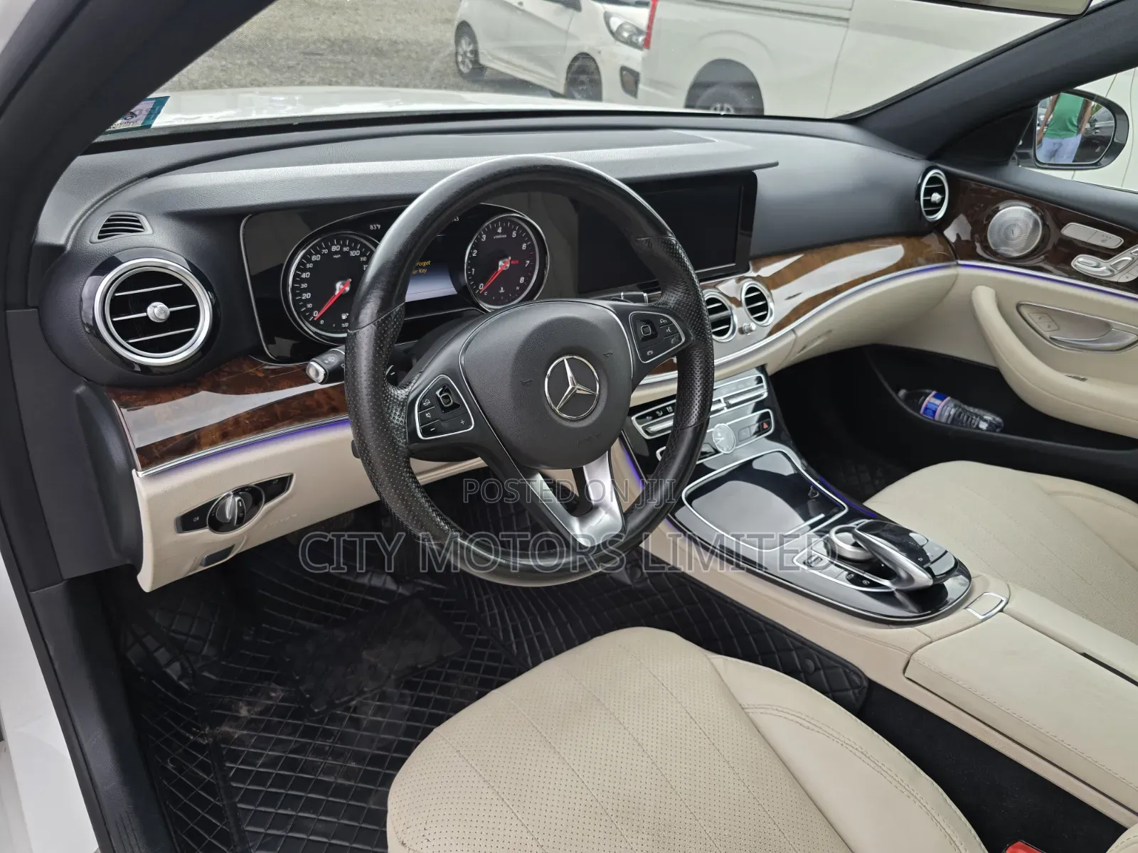 Mercedes-Benz E300 4Matic AWD Sedan (2.0L 4cyl 9A) 2017 White