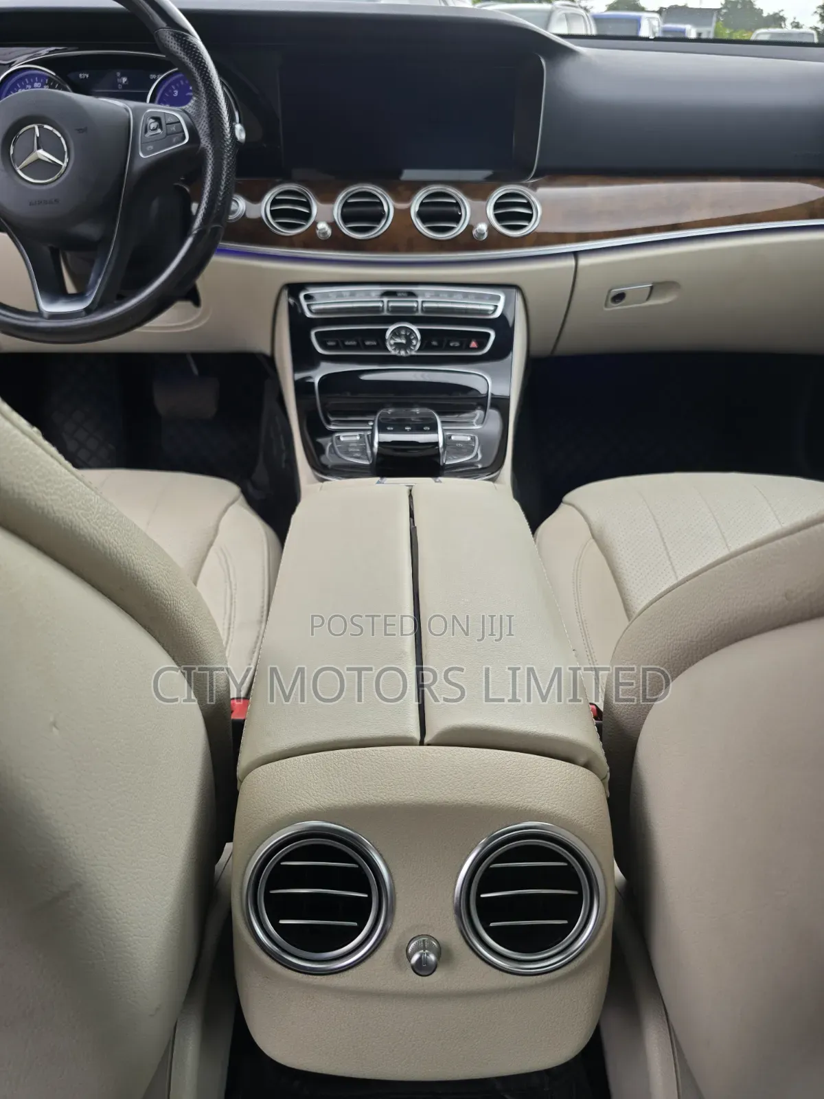 Mercedes-Benz E300 4Matic AWD Sedan (2.0L 4cyl 9A) 2017 White