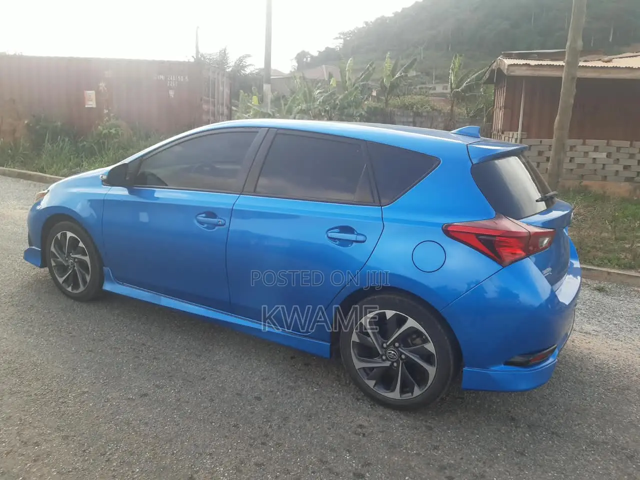 Toyota Corolla 2017 Blue