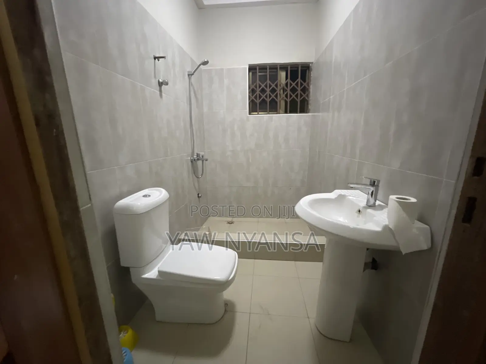4bdrm House in Bn Estate, Kwabenya for rent