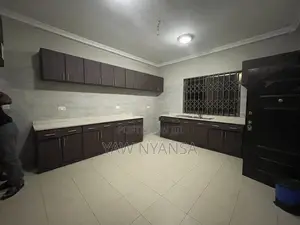 4bdrm House in Bn Estate, Kwabenya for rent